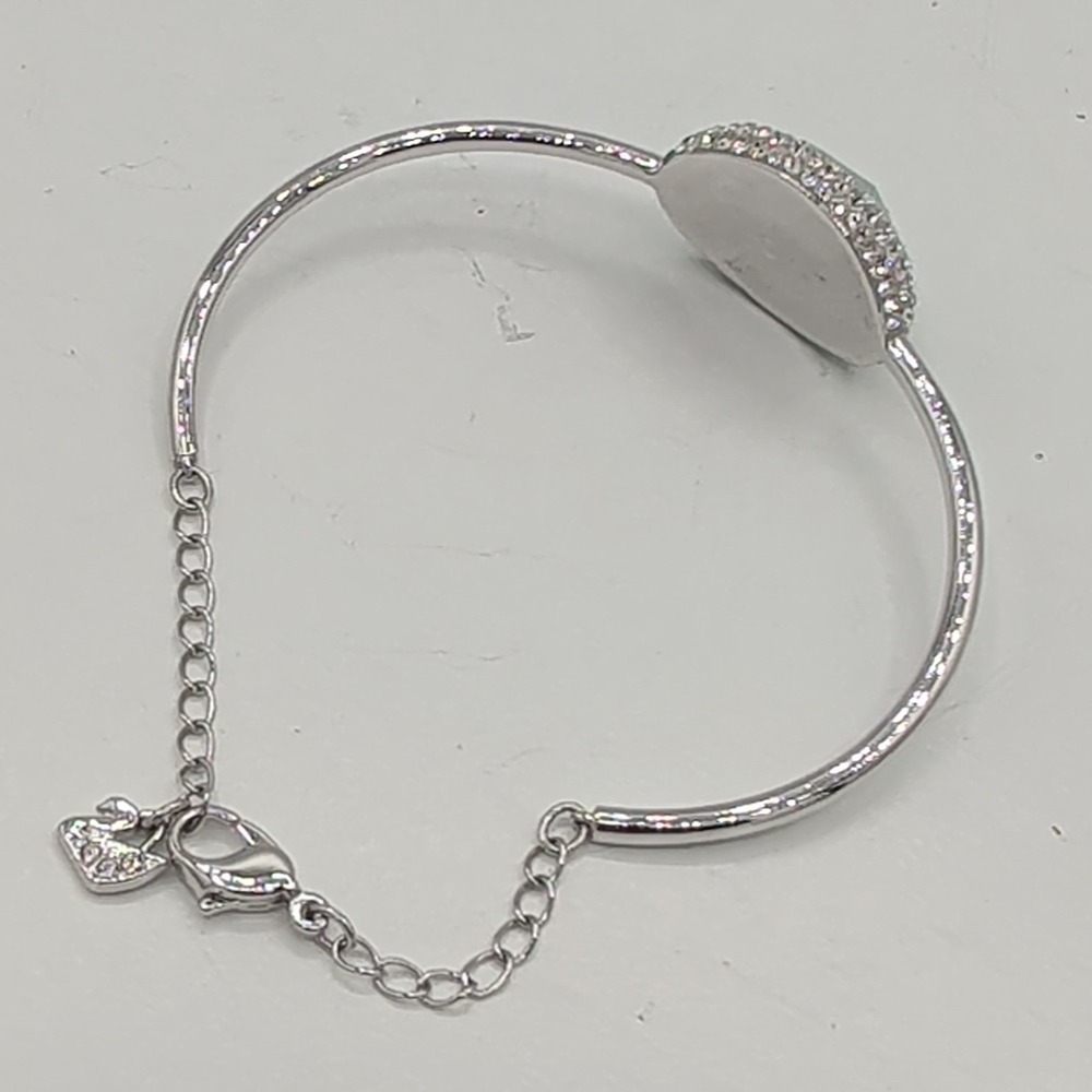 Swarovski Swan Signed Green Crystal Silver Tone Rhodium Plated‎ Bangle Bracelet - Picture 11 of 14